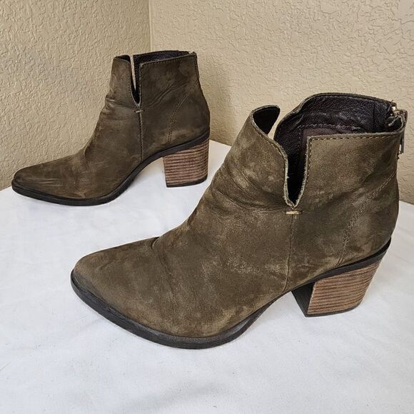 Steve Madden- Women’s Pawel Heeled Bootie in Olive Green Suede Zip Back, Size 8 - Picture 3 of 12